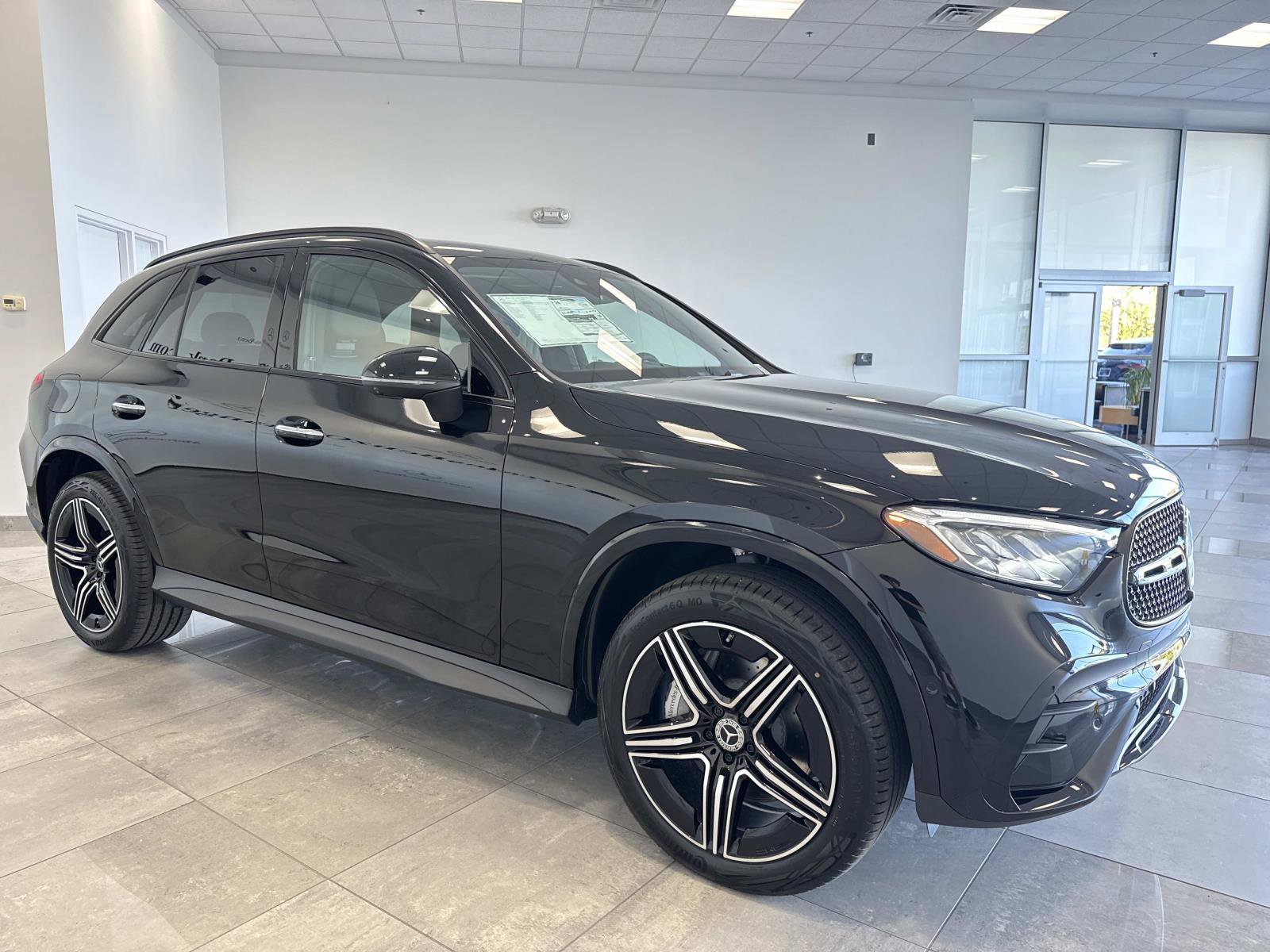 New 2026 Mercedes-Benz GLC 300 4MATIC image 3