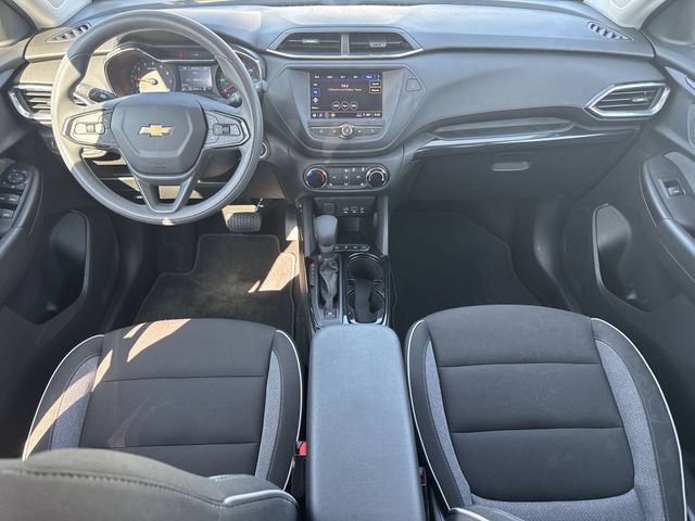 Used 2023 Chevrolet TrailBlazer LT AWD/4WD image 19