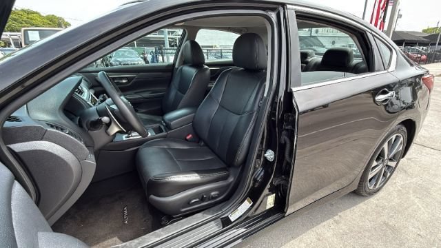 Used 2017 Nissan Altima 3.5 SR FWD image 21