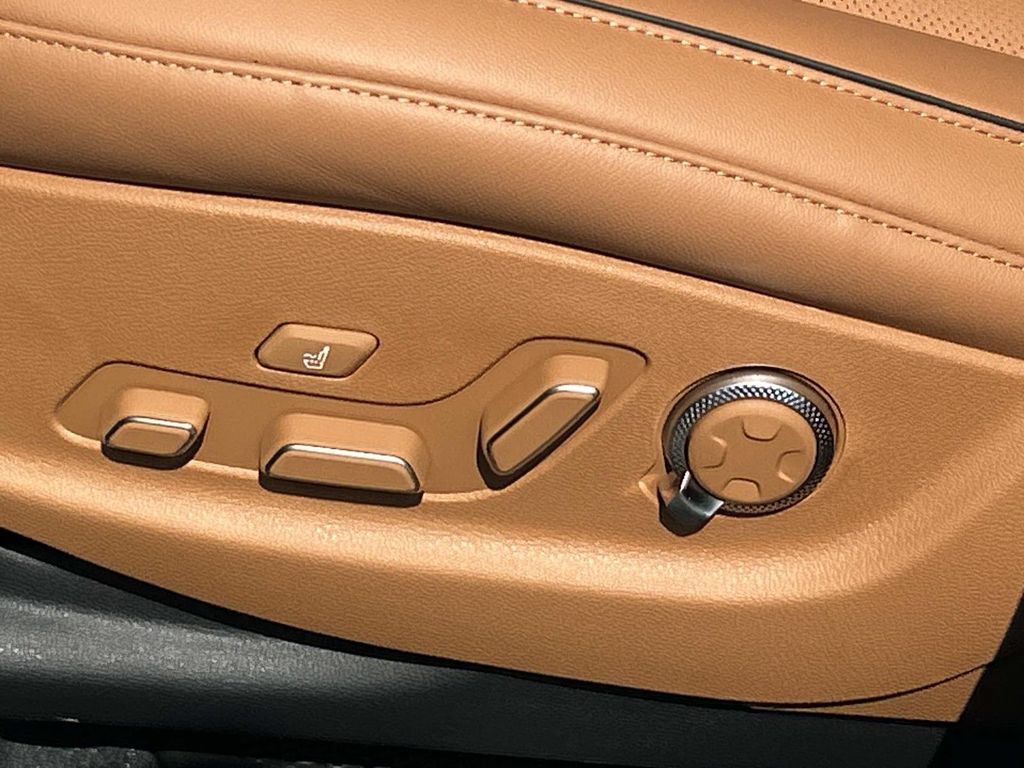 New 2026 Genesis GV80 3.5T Advanced AWD/4WD image 16