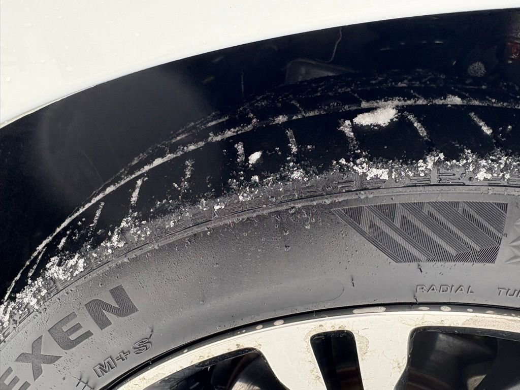 Used 2013 Chrysler 300 S image 10