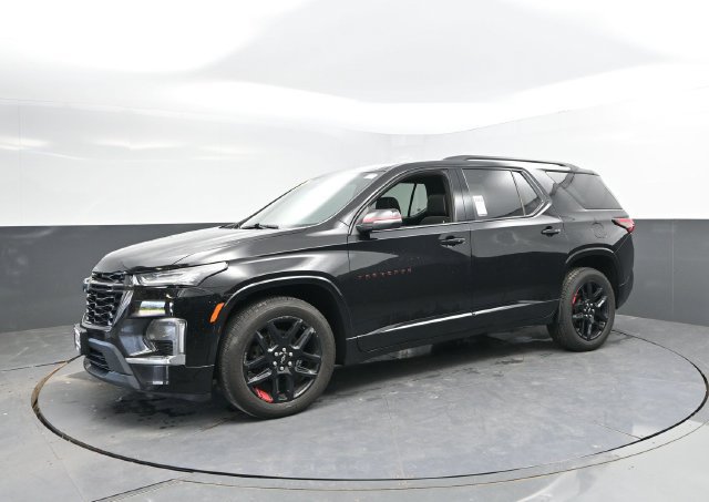 Used 2023 Chevrolet Traverse Premier w/ Redline Edition AWD/4WD image 8