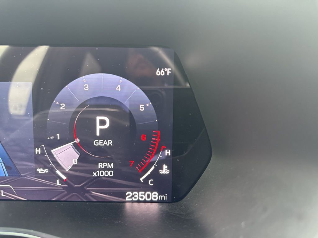 Used 2024 GMC Canyon AT4 w/ AT4 Premium Package image 14