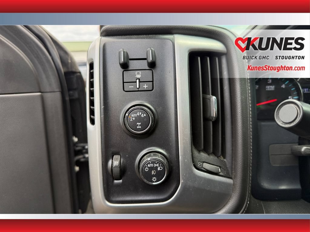 Used 2018 GMC Sierra 1500 SLT w/ SLT Premium Package AWD/4WD image 17