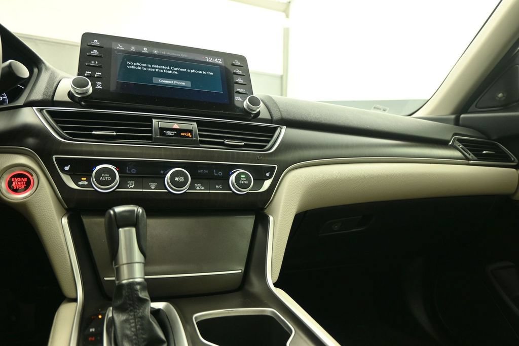 Used 2021 Honda Accord EX-L image 18