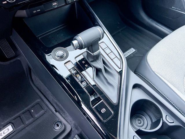 New 2025 Kia Niro SX image 18
