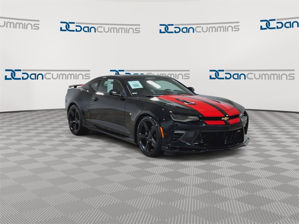 Used 2018 Chevrolet Camaro SS w/ LPO, Ground Effects Package image 3