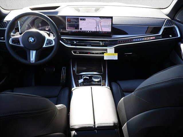 New 2026 BMW X5 xDrive40i w/ M Sport Package AWD/4WD image 16