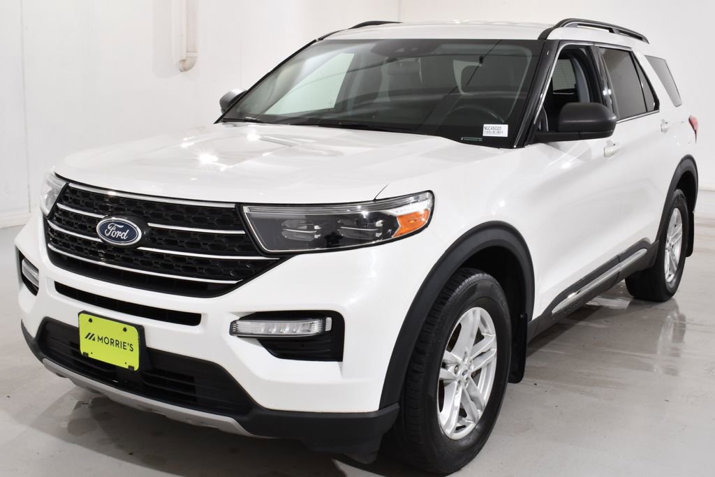 Used 2022 Ford Explorer XLT w/ Equipment Group 202A AWD/4WD image 2