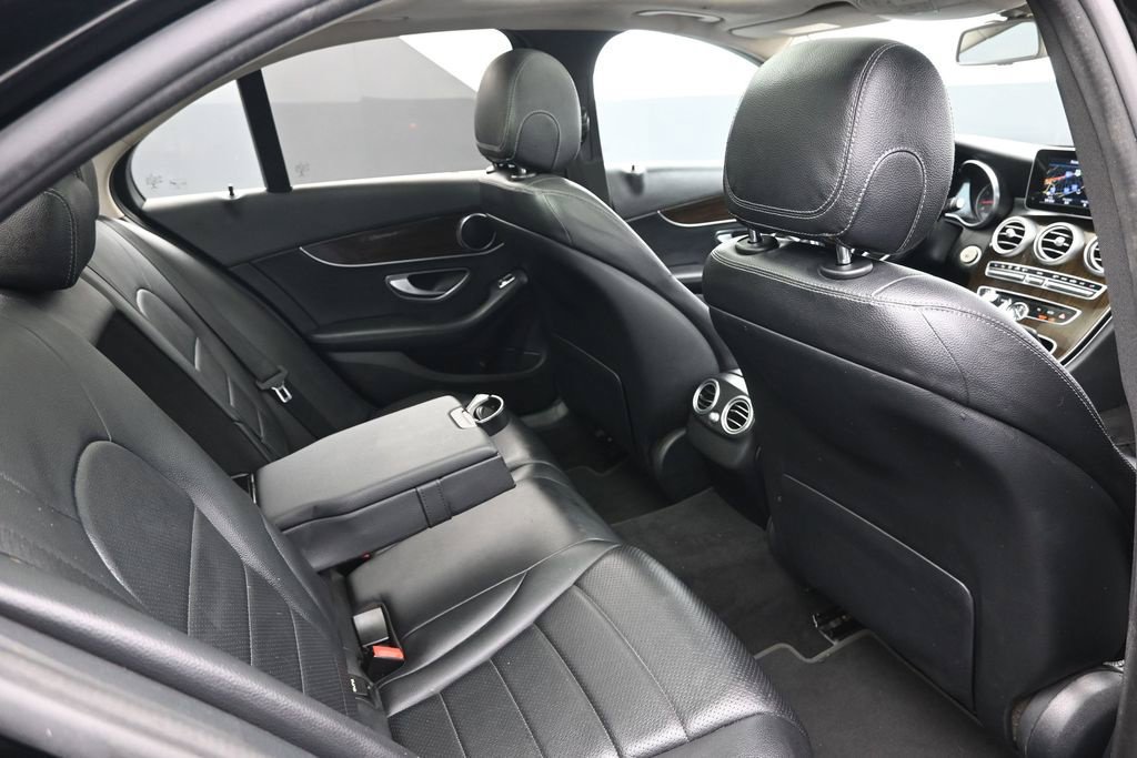 Used 2017 Mercedes-Benz C 300 4MATIC Sedan image 14