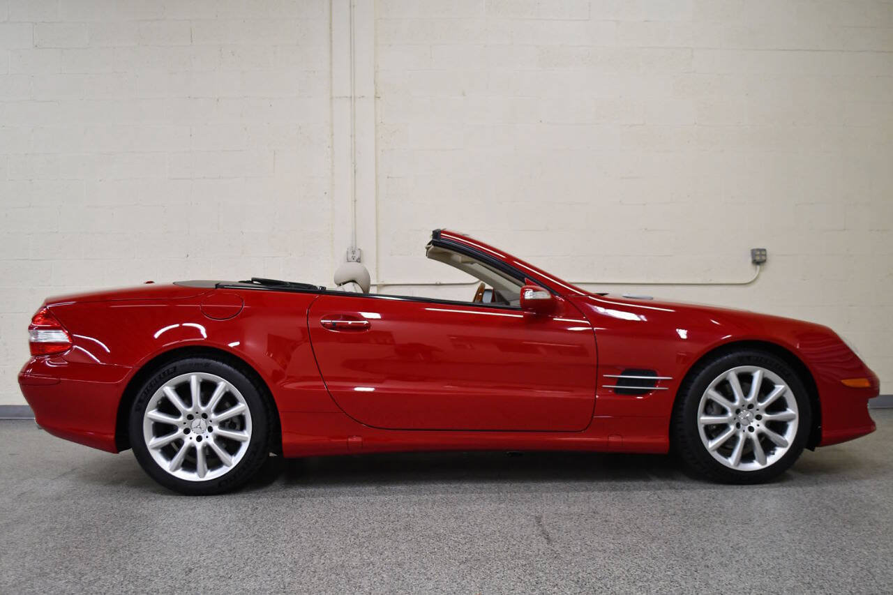 Used 2007 Mercedes-Benz SL 550 image 4