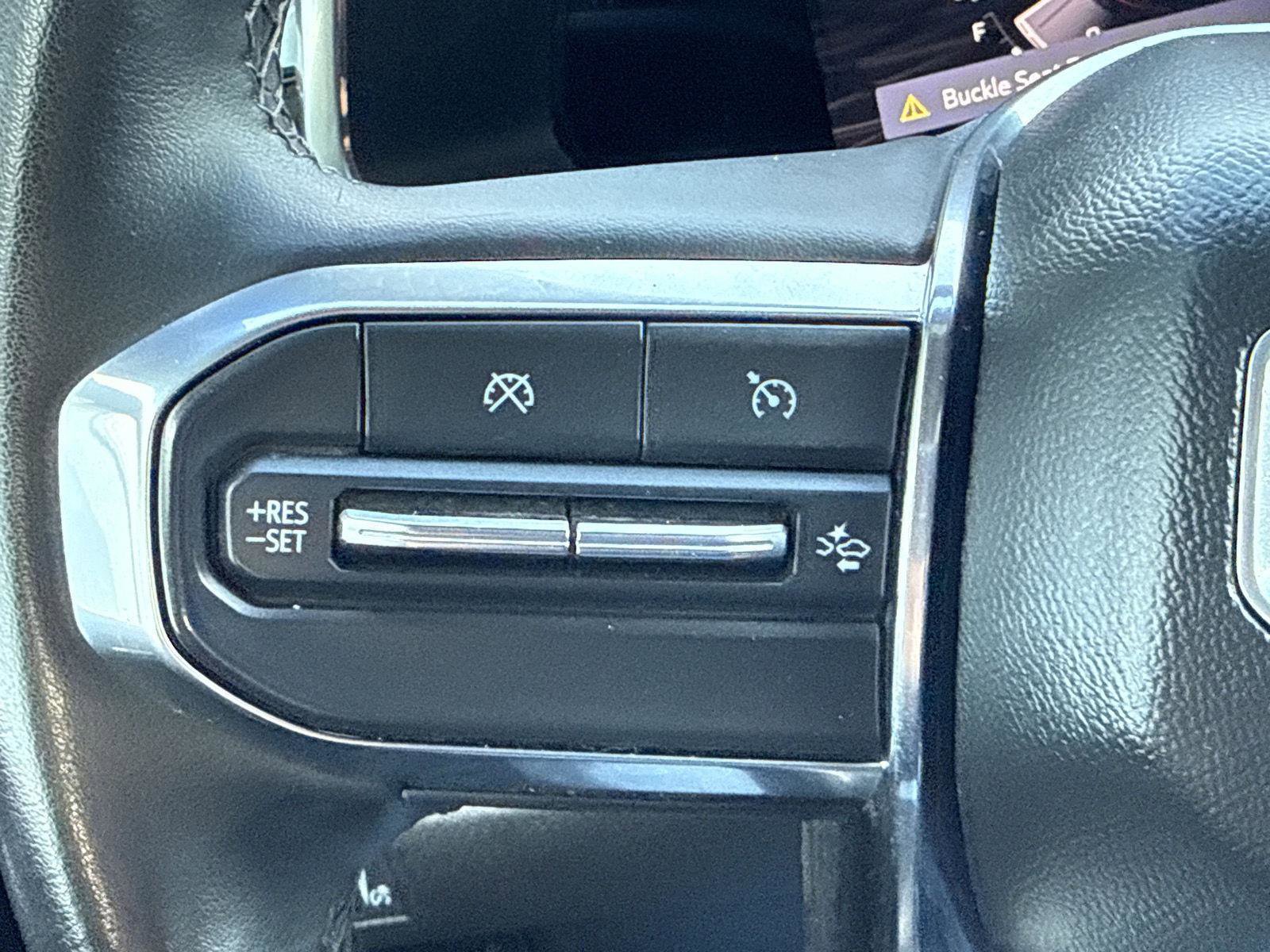 Used 2023 GMC Canyon Elevation w/ Elevation Premium Package image 17