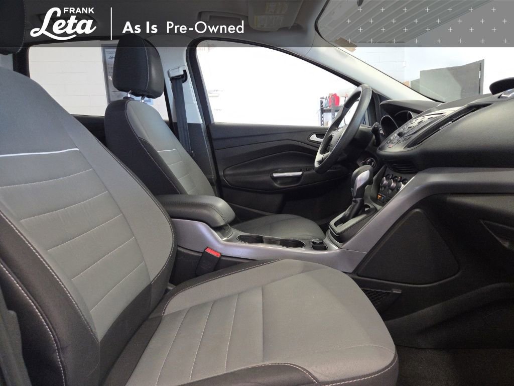 Used 2015 Ford Escape SE image 20