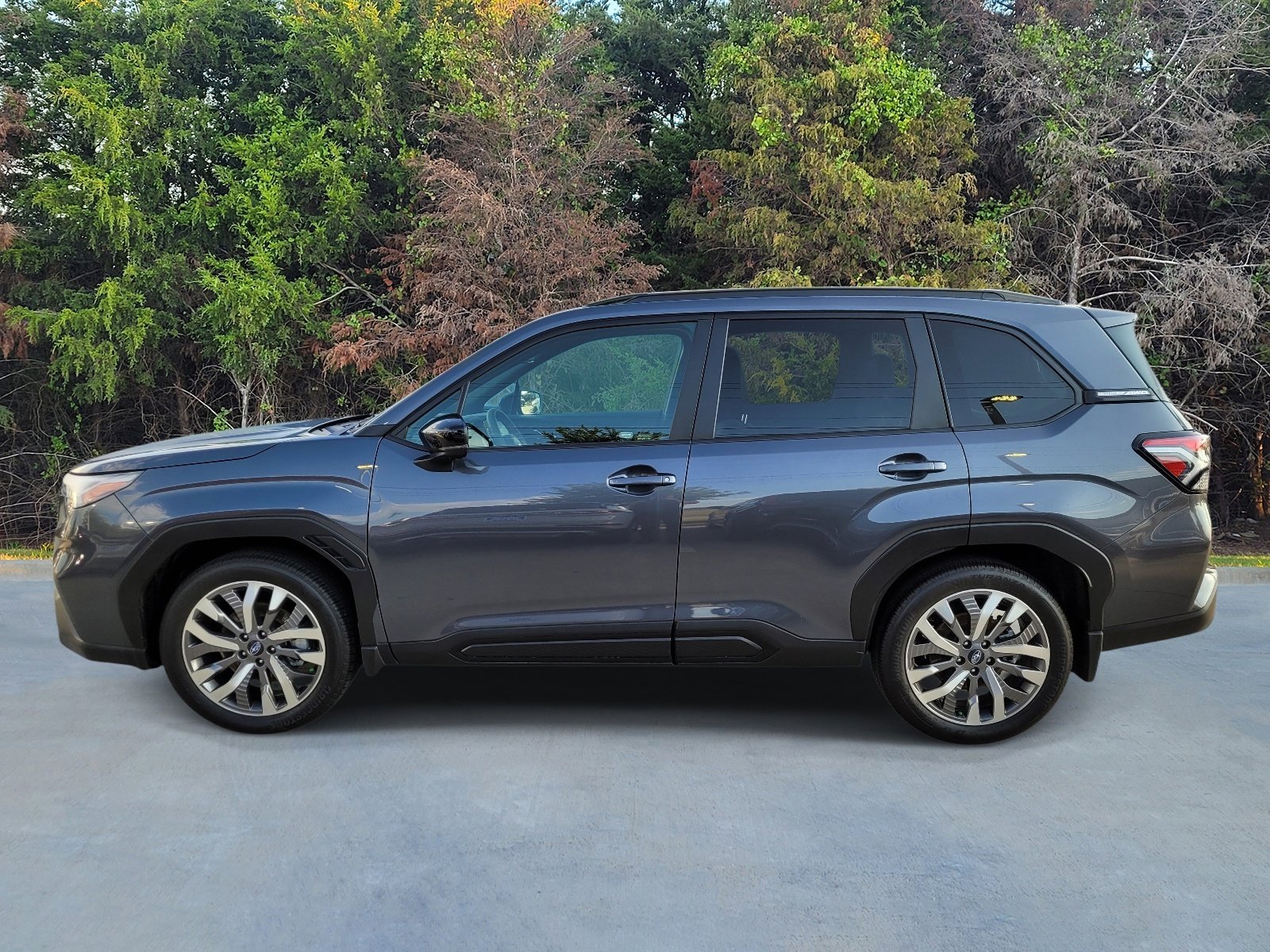 Certified 2025 Subaru Forester Touring w/ Popular Package - Touring AWD/4WD image 22