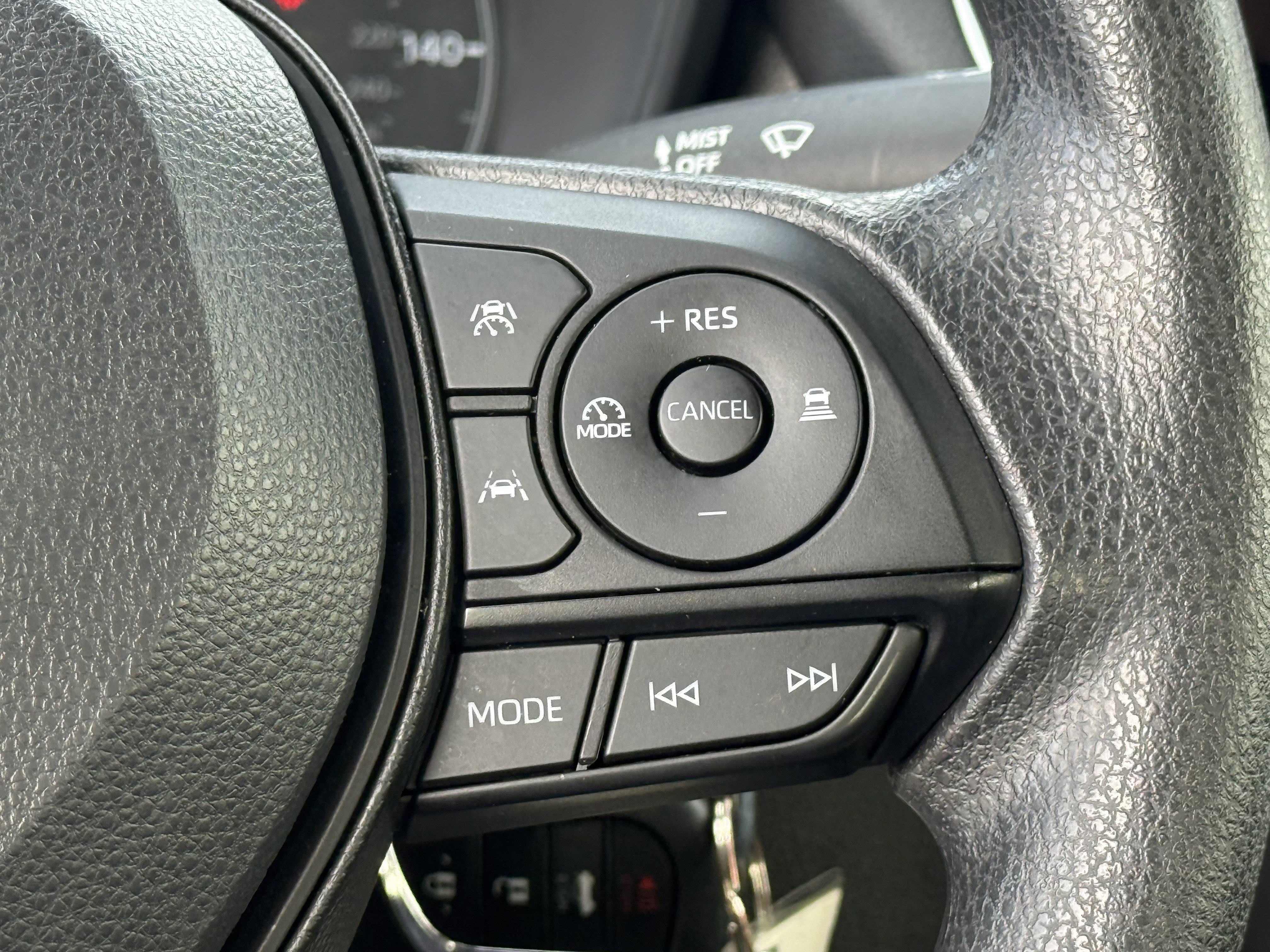 Used 2024 Toyota Corolla LE image 18