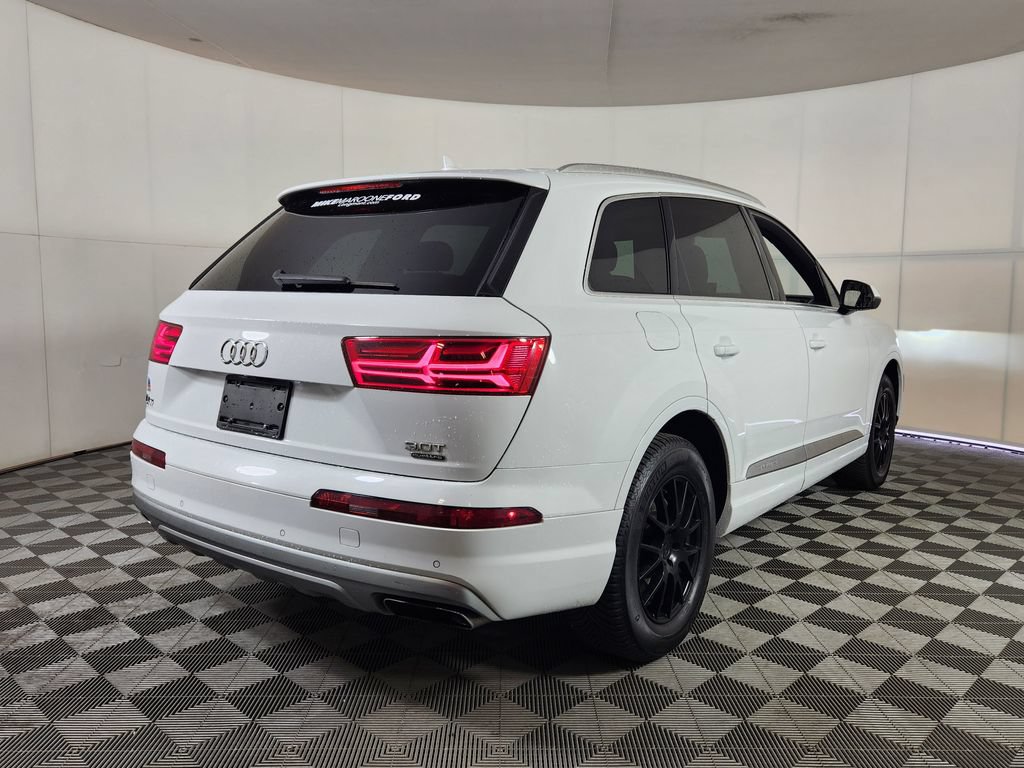 Used 2017 Audi Q7 3.0T Premium Plus w/ Premium Plus Package AWD/4WD image 7