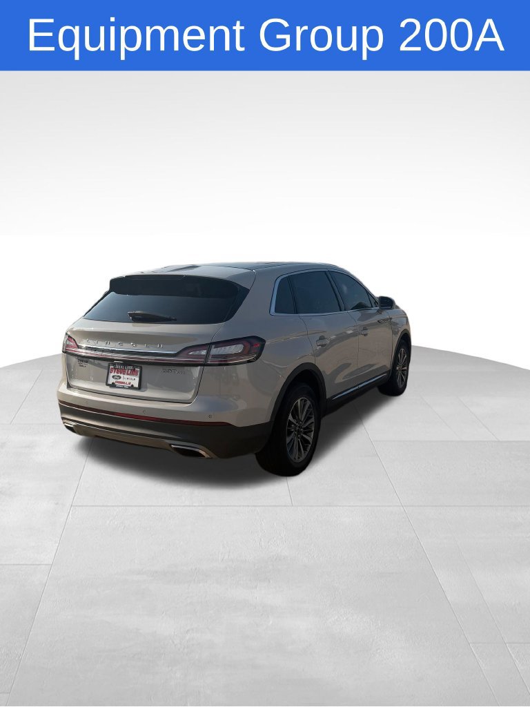 Used 2019 Lincoln Nautilus Select AWD/4WD image 5