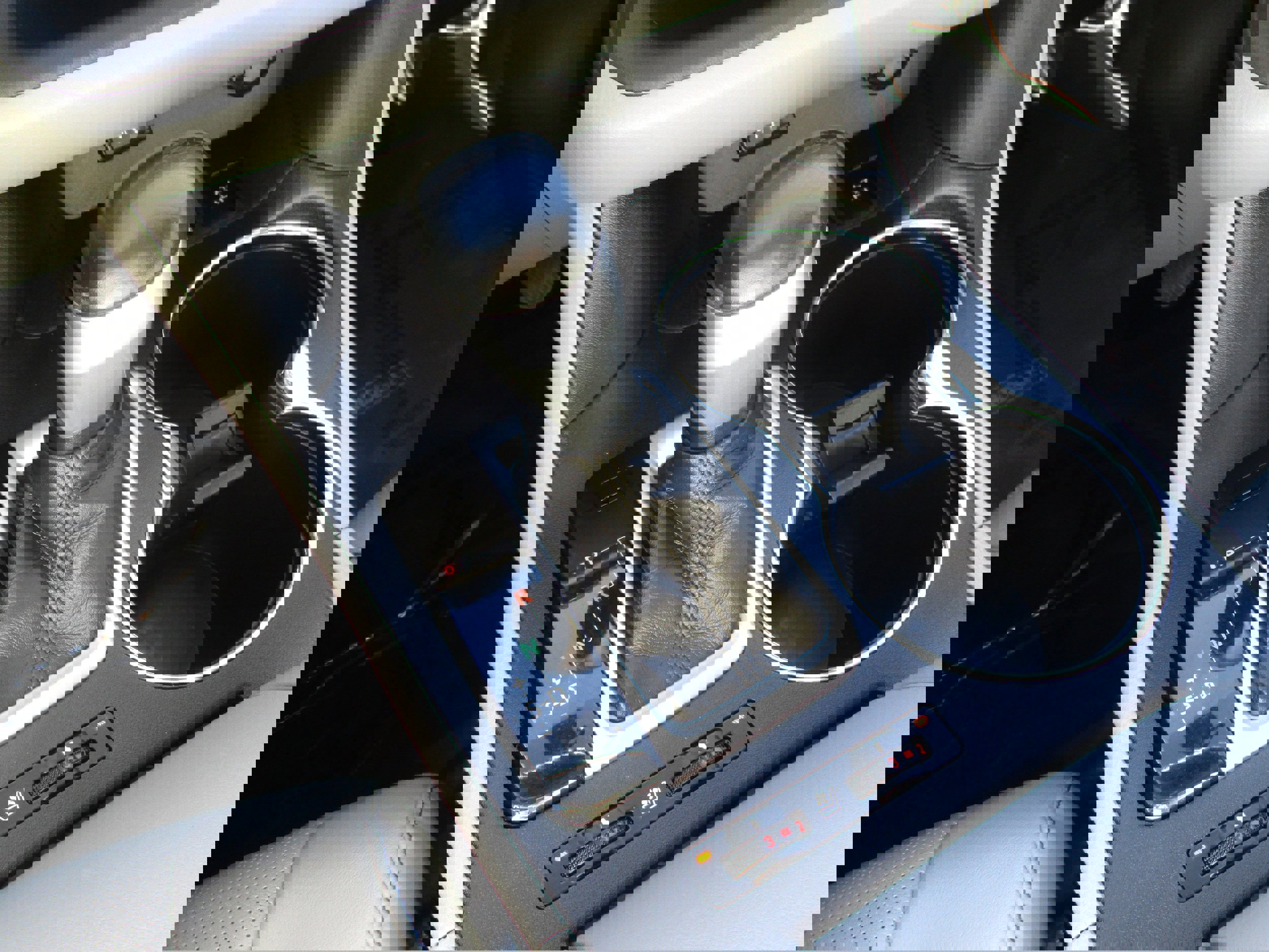 Used 2016 Toyota Highlander Limited image 29