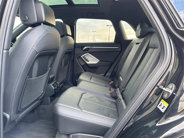 Used 2021 Audi Q3 2.0T Premium Plus image 11