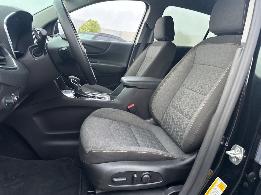 Used 2024 Chevrolet Equinox LT FWD image 18