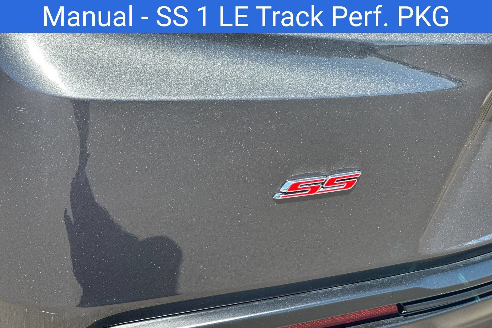 Used 2018 Chevrolet Camaro SS RWD image 35