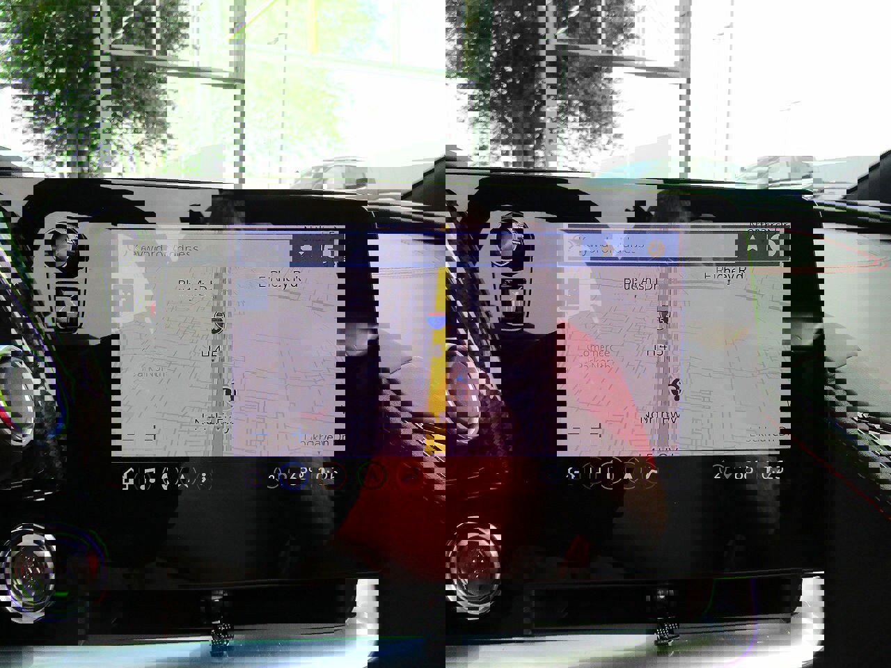 Used 2021 Chevrolet Corvette Stingray Premium Conv w/ Z51 Performance Package RWD image 16