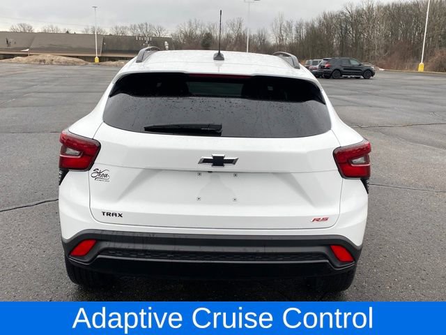 Certified 2024 Chevrolet Trax RS w/ Driver Confidence Package image 5
