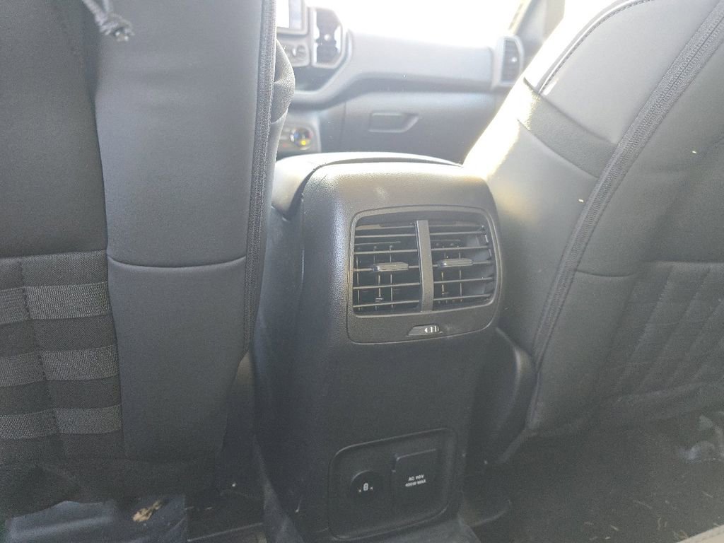 Used 2024 Ford Bronco Sport Badlands image 23