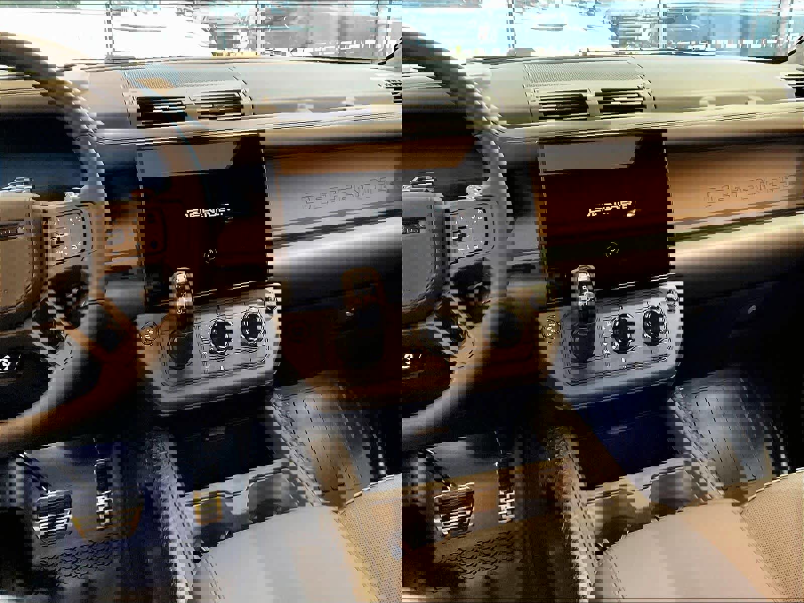 New 2026 Land Rover Defender 110 OCTA image 9