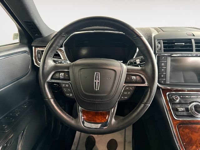 Used 2017 Lincoln Continental Reserve w/ Technology Package AWD/4WD image 10