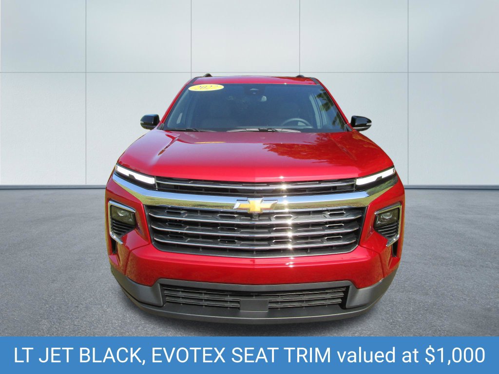 New 2027 Chevrolet Traverse LT w/ Sun and Wheel Package FWD image 5