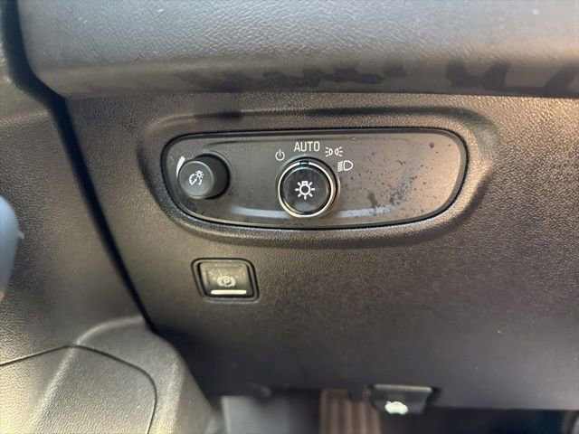 Used 2018 GMC Terrain SLE w/ Driver Convenience Package image 42