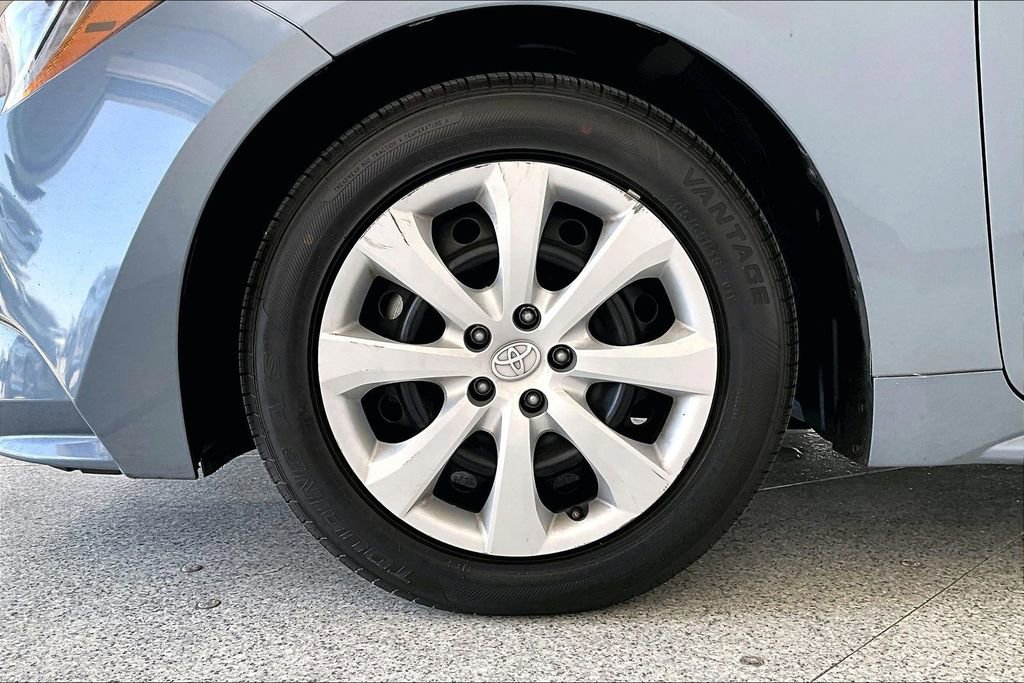 Used 2024 Toyota Corolla LE image 11