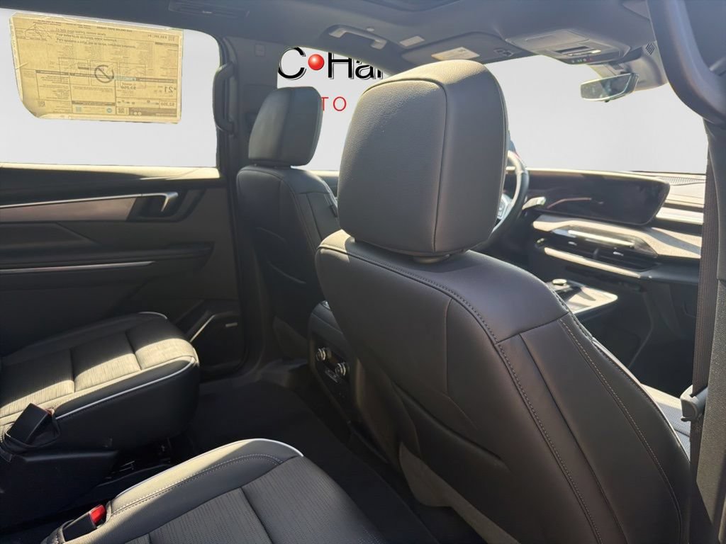 Used 2026 Buick Enclave Sport Touring w/ Power Package AWD/4WD image 19