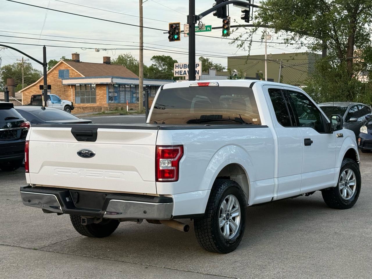 Used 2018 Ford F150 XLT w/ Equipment Group 301A Mid RWD image 4