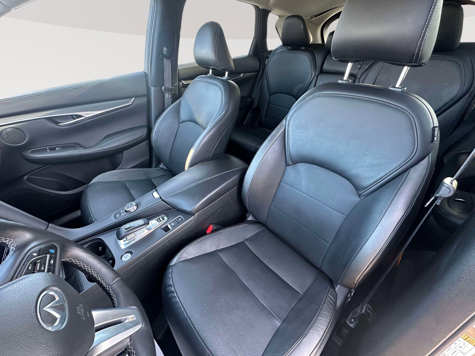 Used 2024 INFINITI QX50 Luxe image 24