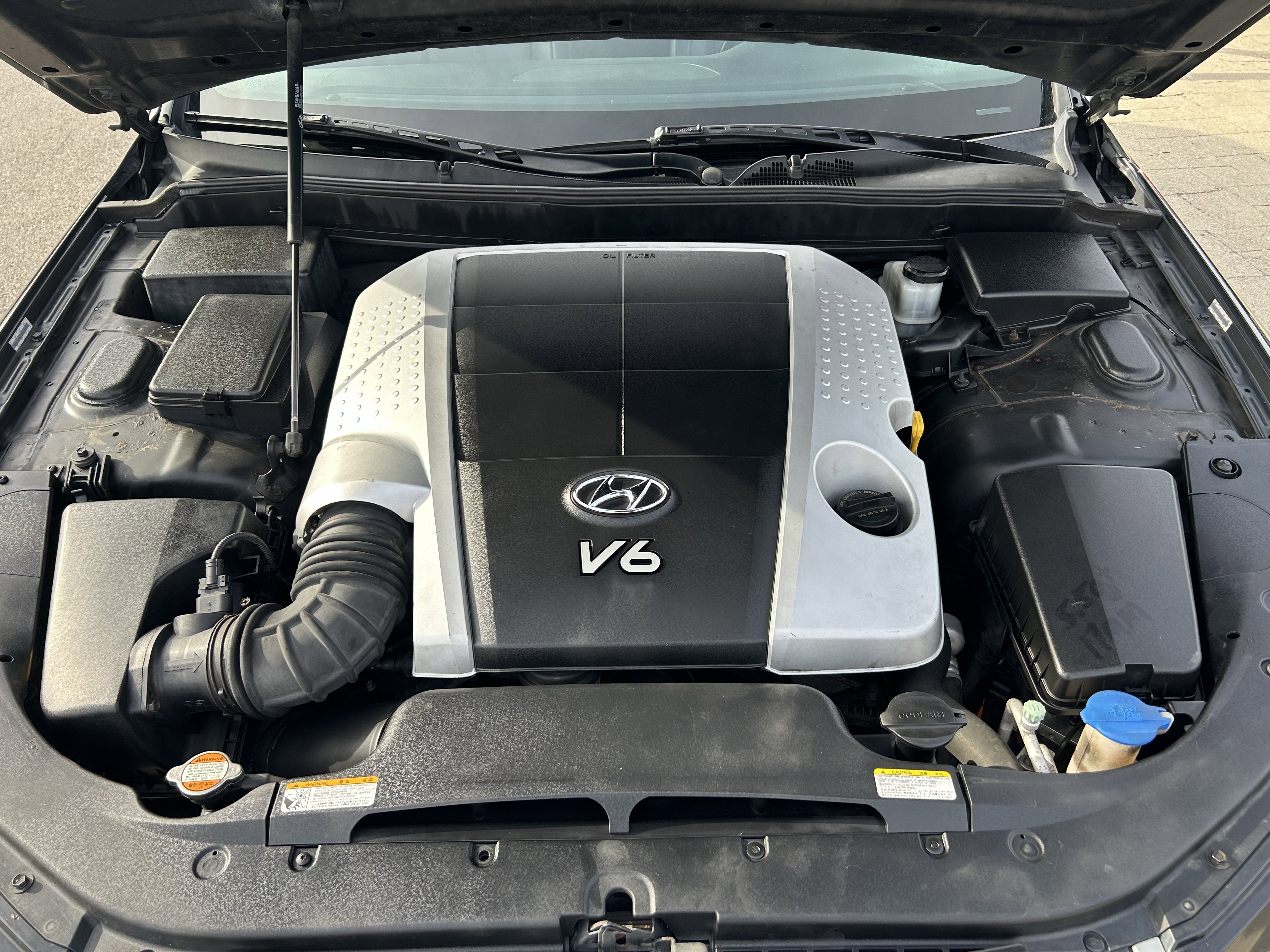 Used 2009 Hyundai Genesis 3.8 w/ Premium Plus Pkg 3 image 28