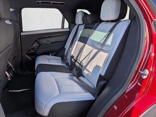 Used 2023 Land Rover Range Rover Sport SE Dynamic image 19