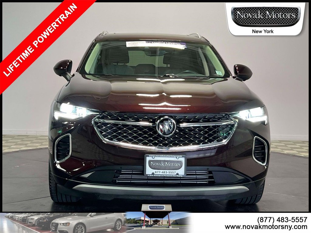 Used 2022 Buick Envision Avenir w/ Technology Package II image 2