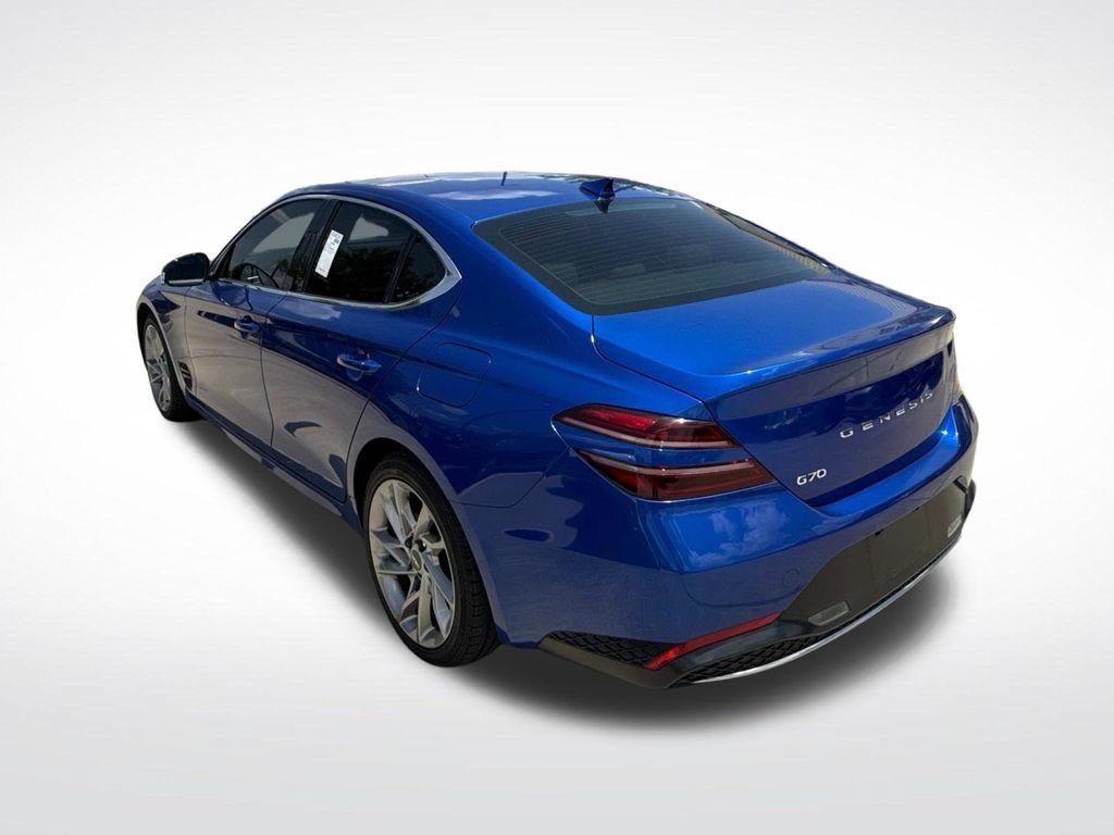 Used 2022 Genesis G70 2.0T RWD image 7