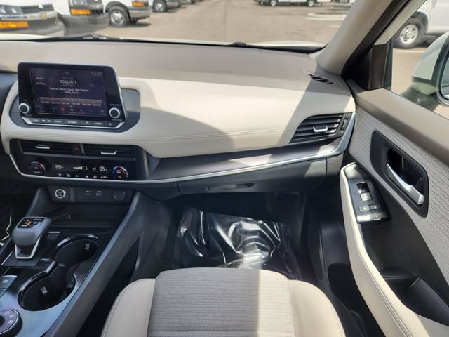 Used 2023 Nissan Rogue SV AWD/4WD image 25