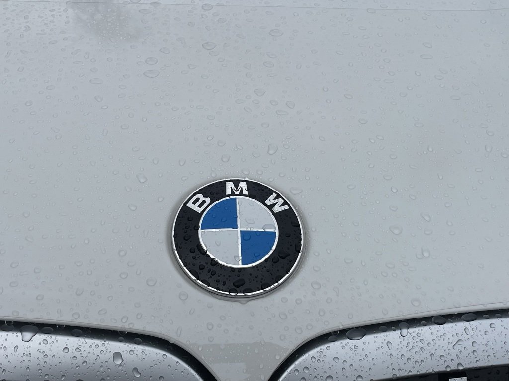 Used 2025 BMW X7 xDrive40i w/ M Sport Package image 10