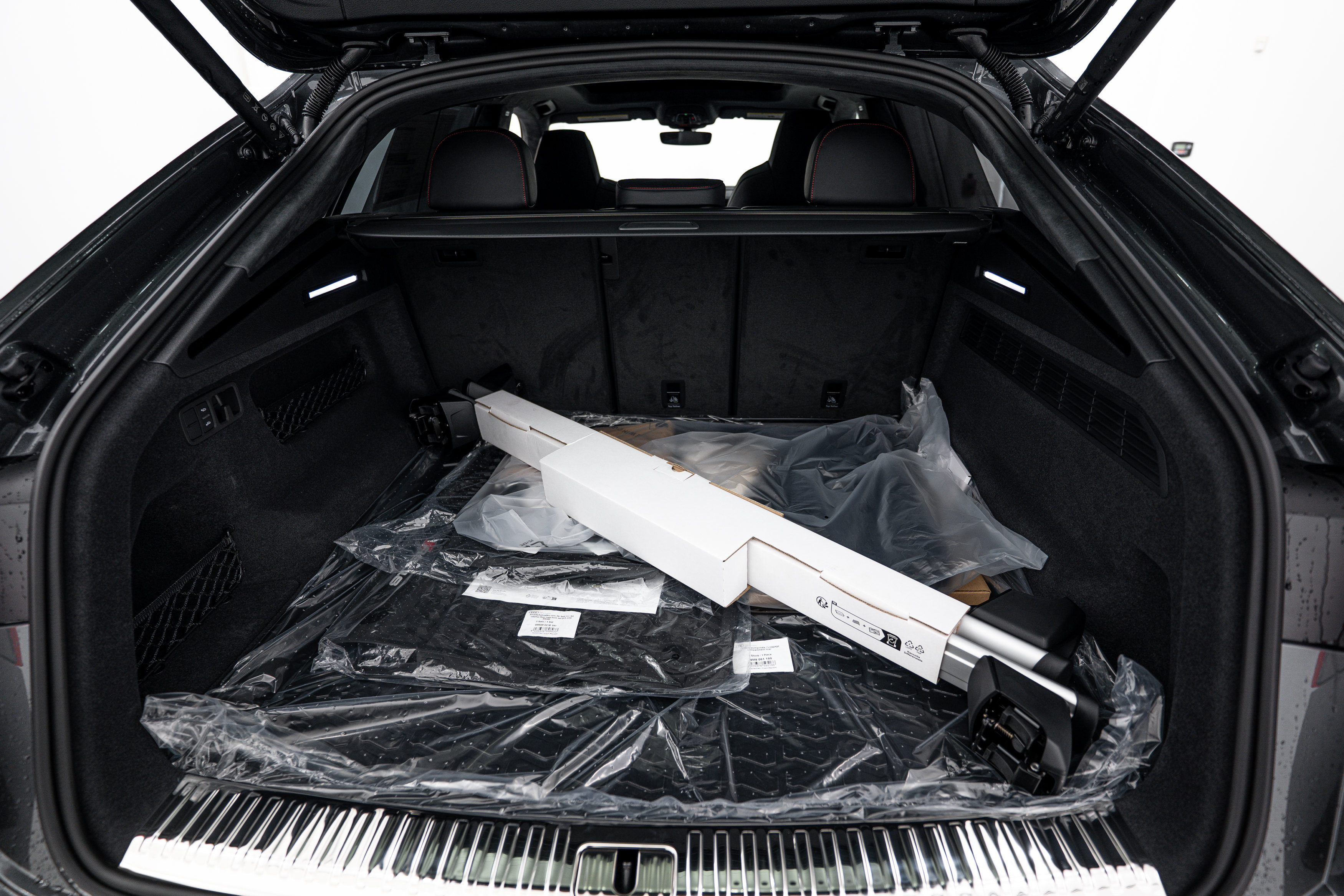 New 2026 Audi RS Q8 performance AWD/4WD image 26