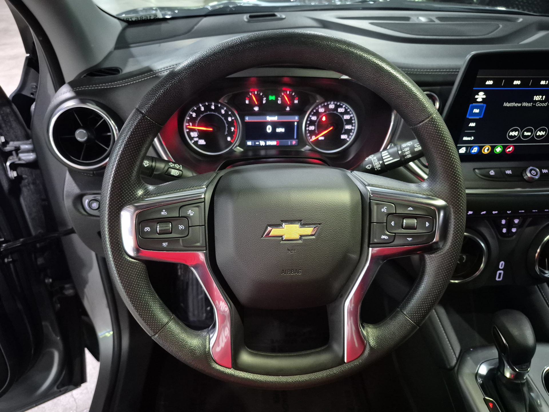 Certified 2025 Chevrolet Blazer LT AWD/4WD image 12