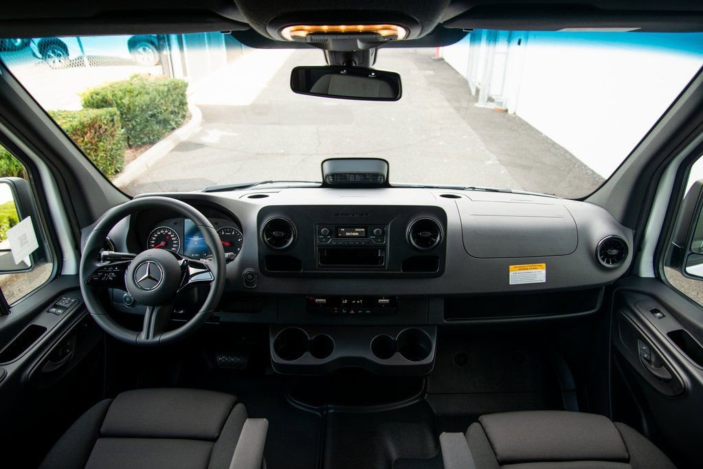 New 2026 Mercedes-Benz Sprinter 2500 image 17