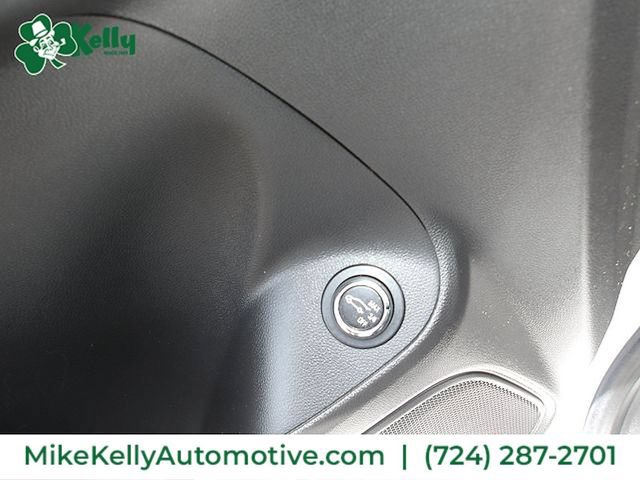 Used 2021 Buick Encore GX Essence w/ Advanced Technology Package AWD/4WD image 17