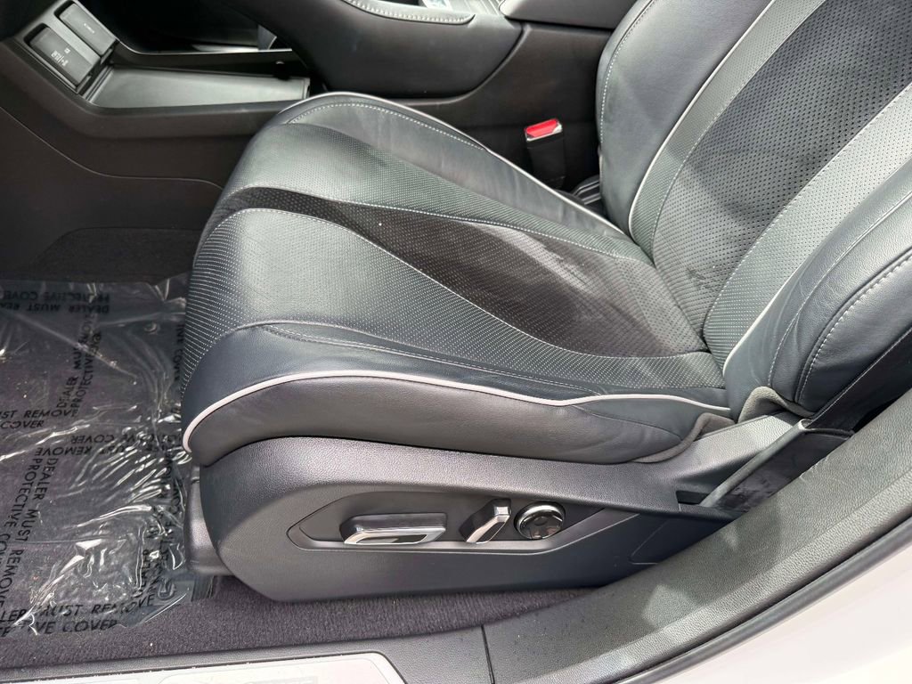 Used 2020 Acura RDX A-Spec image 3