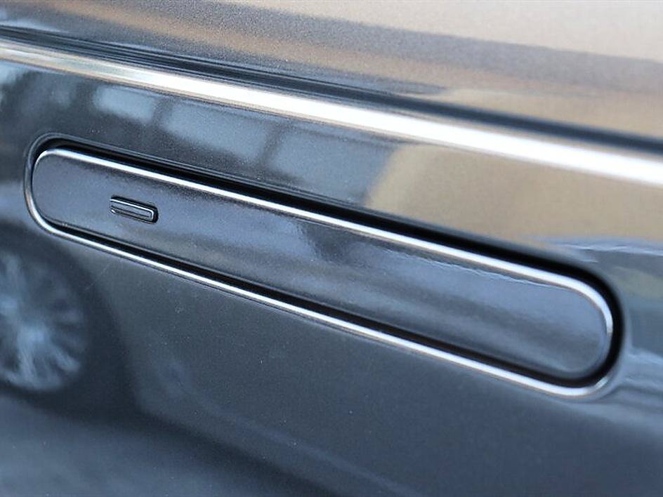 Used 2024 Land Rover Range Rover Sport SE AWD/4WD image 63