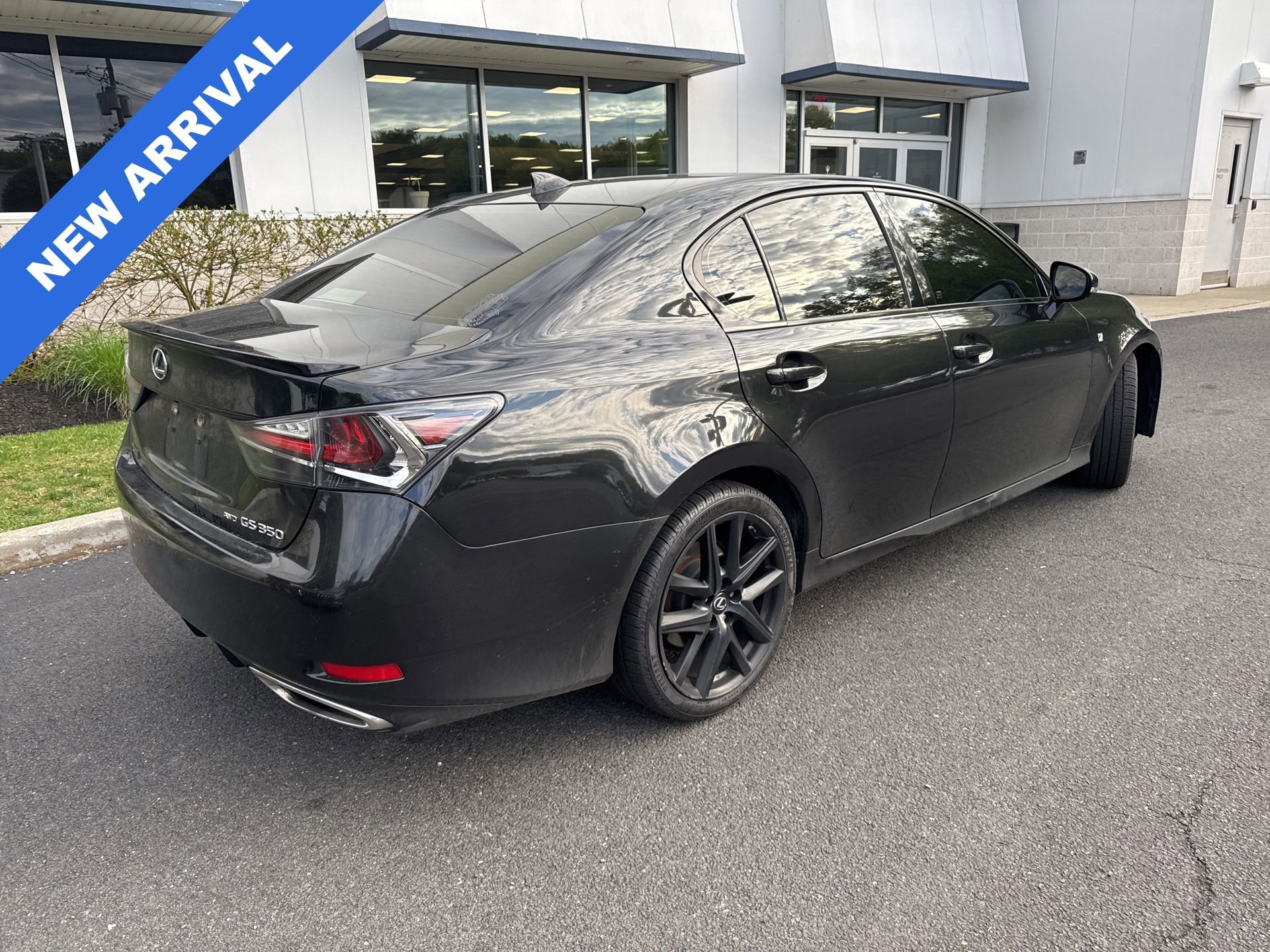 Used 2017 Lexus GS 350 F Sport AWD/4WD image 2