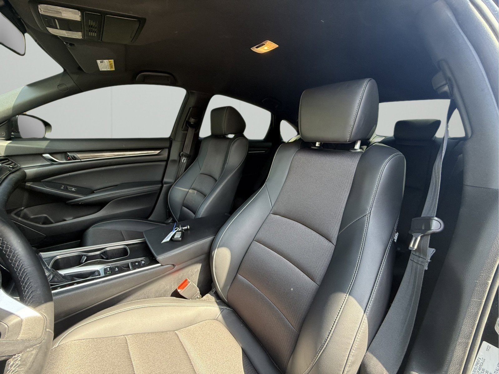 Used 2022 Honda Accord Sport image 10